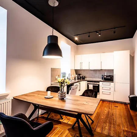 Apartment 4 Hochwertig Saniertes Cityapartment Ruhig Gelegen