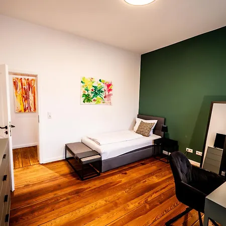 4 Hochwertig Saniertes Cityapartment Ruhig Gelegen דירה ברונסבוטל