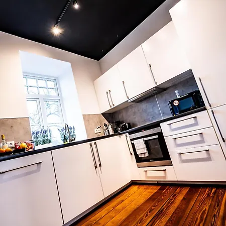 Apartment 4 Hochwertig Saniertes Cityapartment Ruhig Gelegen