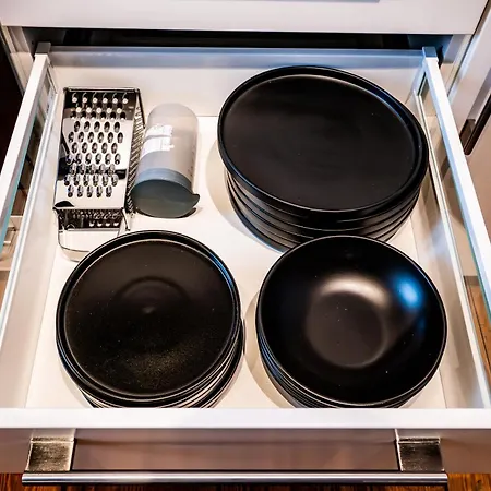 4 Hochwertig Saniertes Cityapartment Ruhig Gelegen דירה