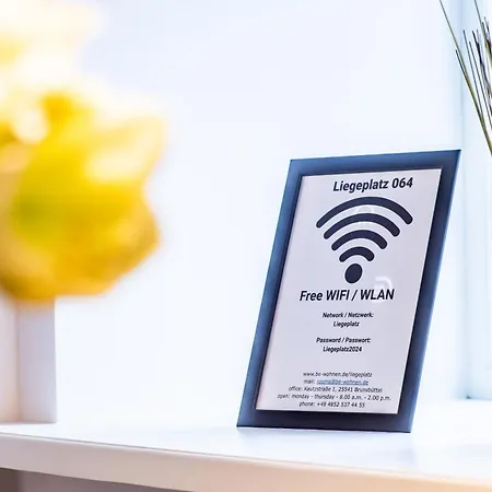 דירה 4 Hochwertig Saniertes Cityapartment Ruhig Gelegen ברונסבוטל